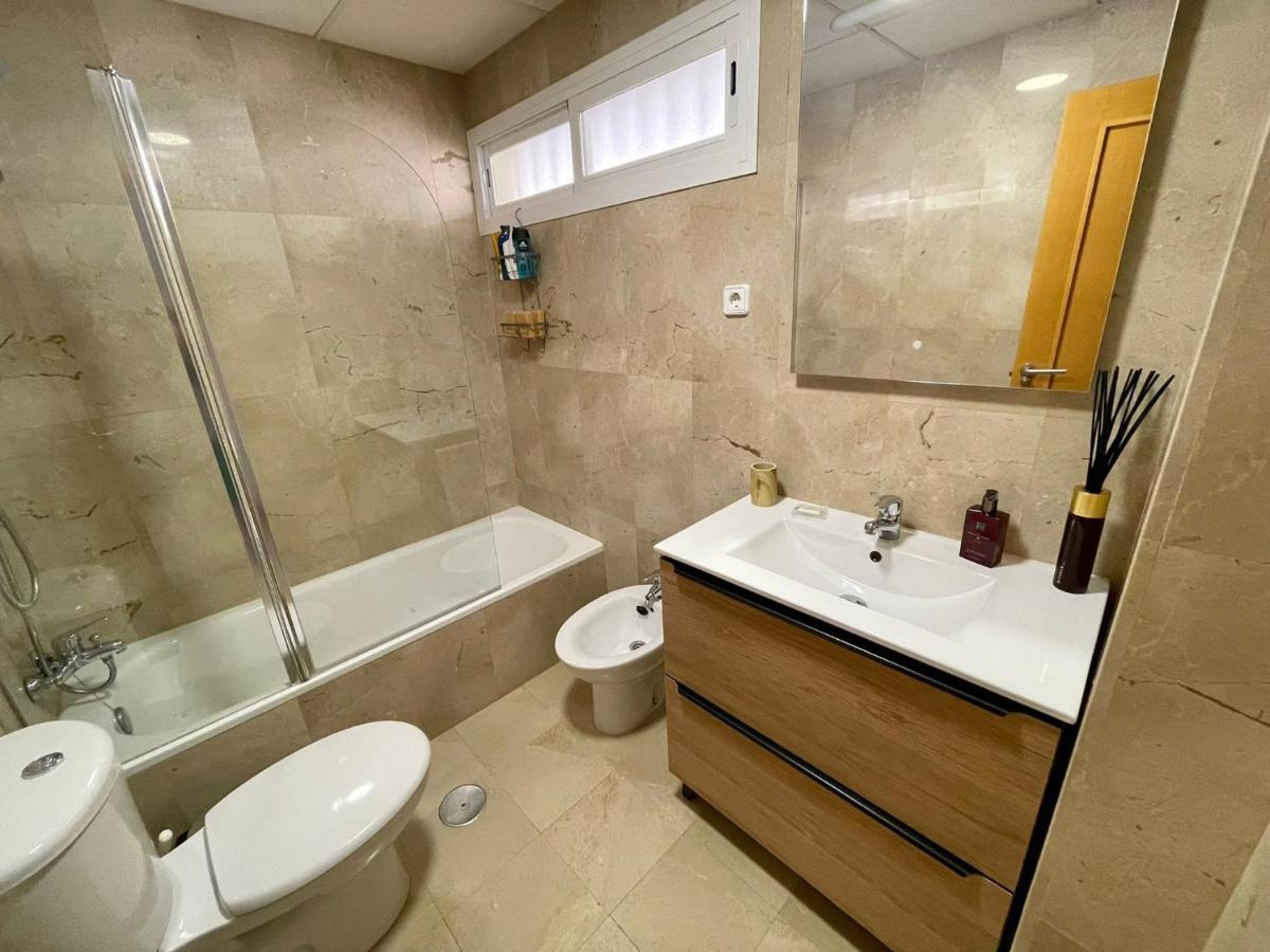 Apartamento Primera Linea De Playa Isla Cristina Urbanizacion Zarati ภายนอก รูปภาพ